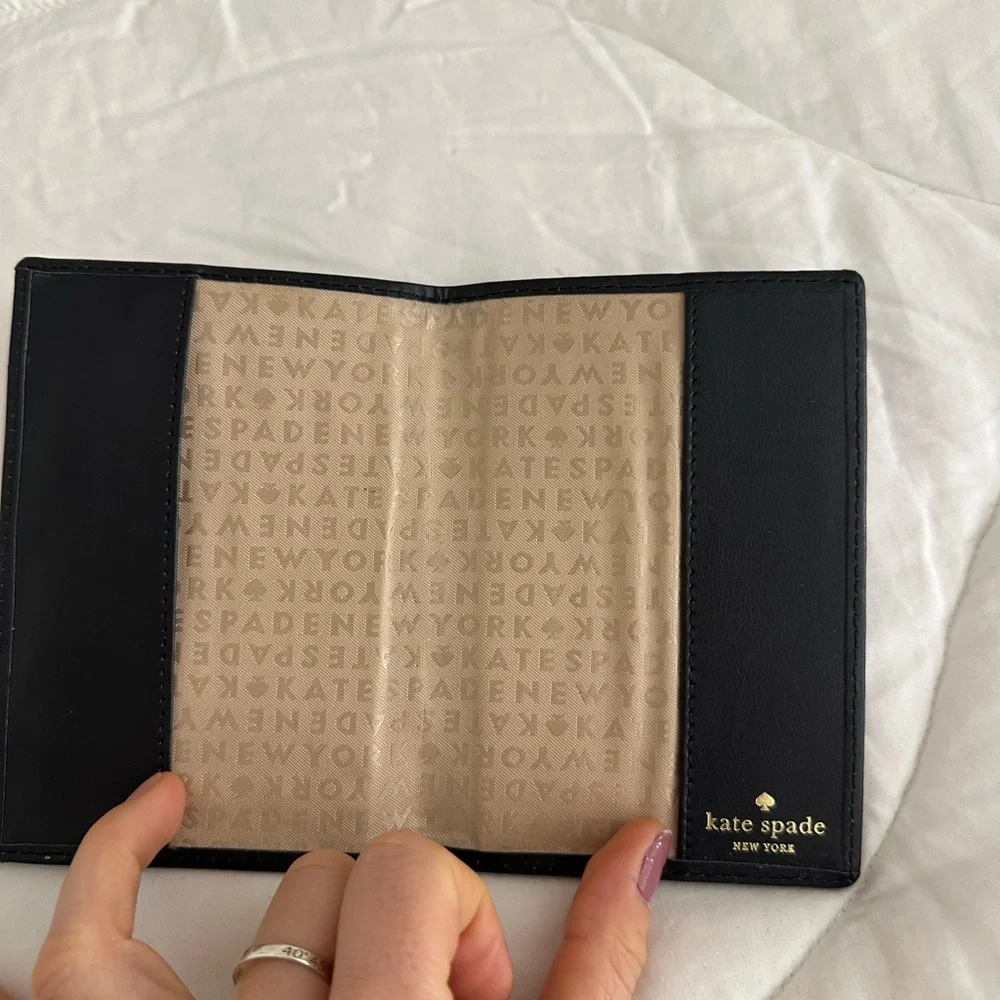 kate spade Black and Cream Floral Key & Card Holder